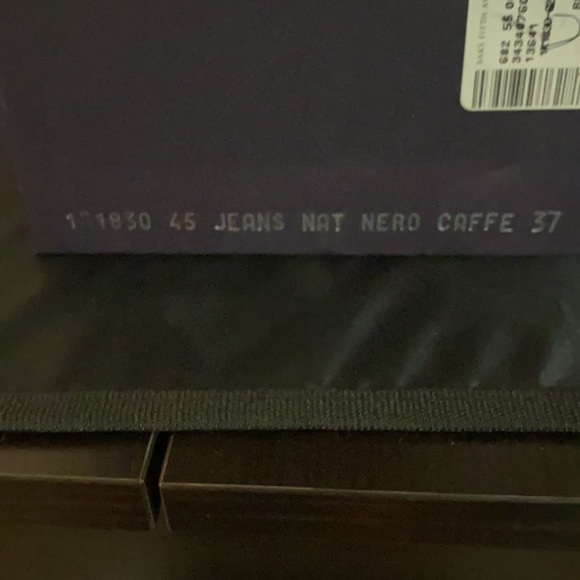 Prada - Picture 10 of 10